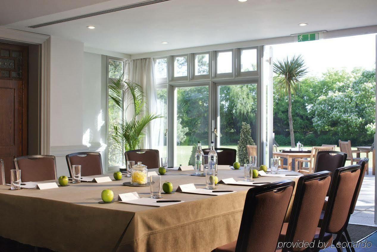 Woodlands Park Hotel Cobham (Surrey) Exterior foto