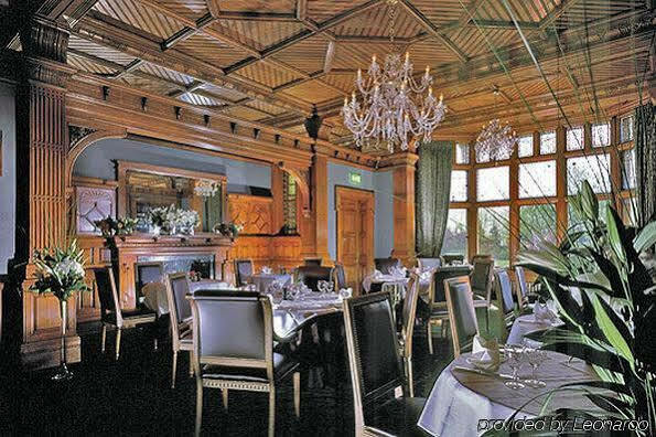 Woodlands Park Hotel Cobham (Surrey) Exterior foto